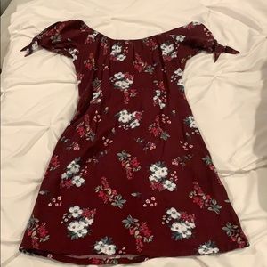 NWT Floral Hollister Off the shoulder dress